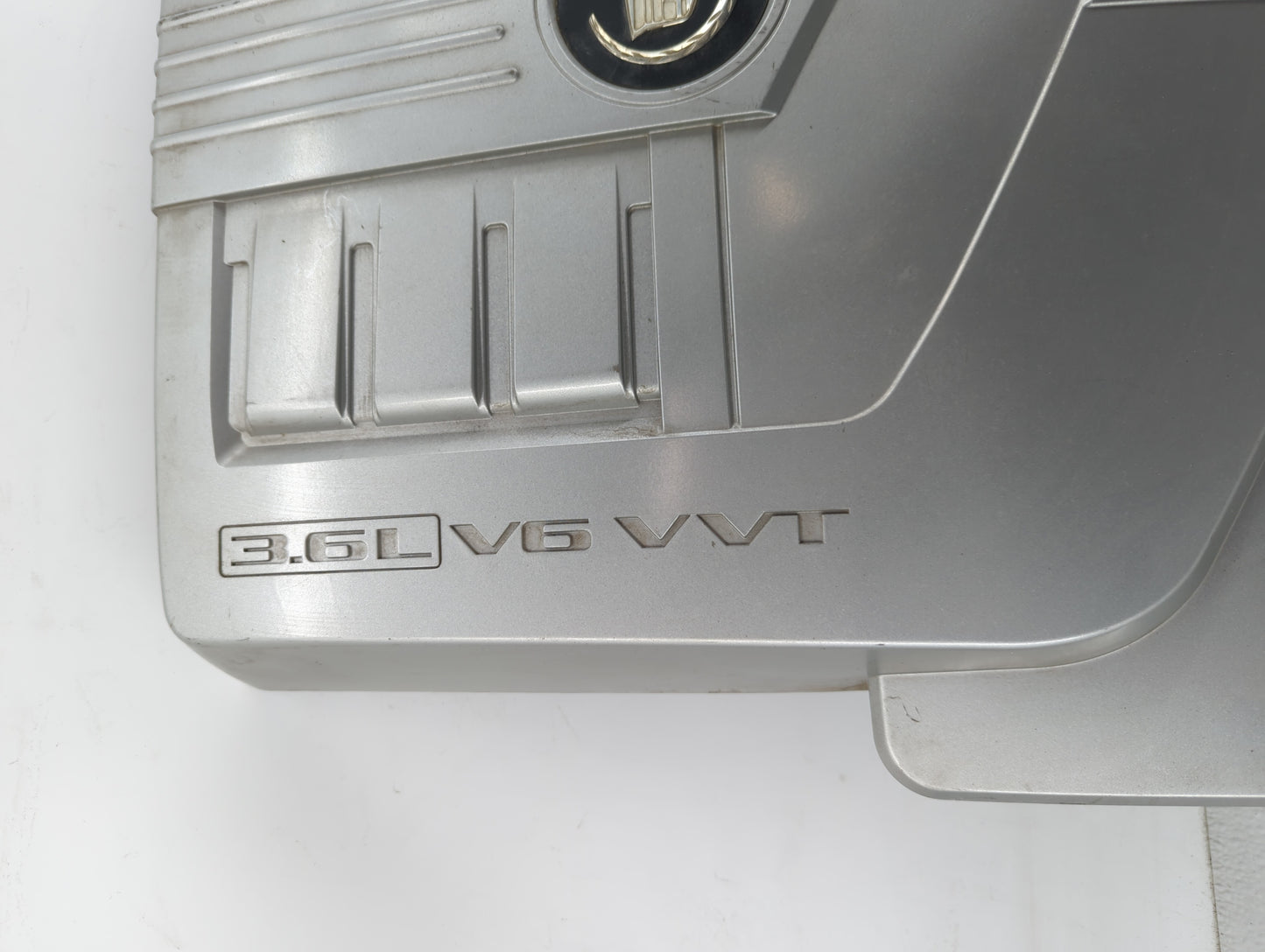 2007 Cadillac Cts Engine Cover - Oemusedautoparts1.com