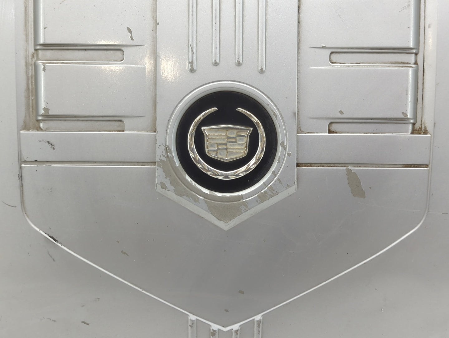 2007 Cadillac Cts Engine Cover - Oemusedautoparts1.com