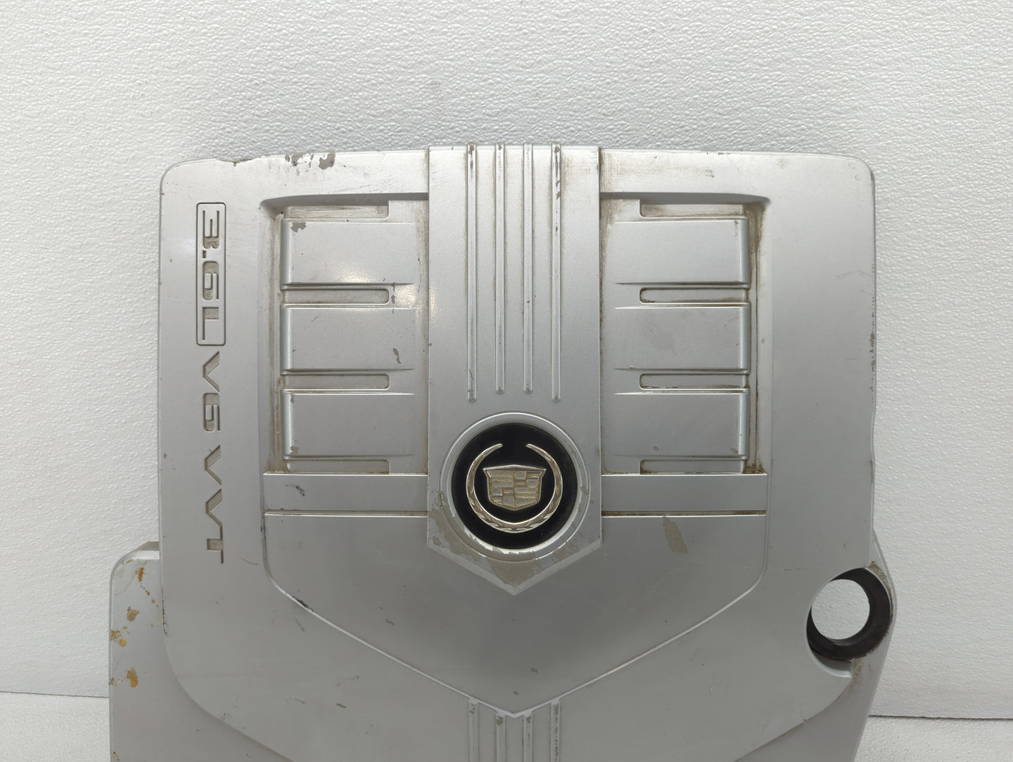 2007 Cadillac Cts Engine Cover - Oemusedautoparts1.com