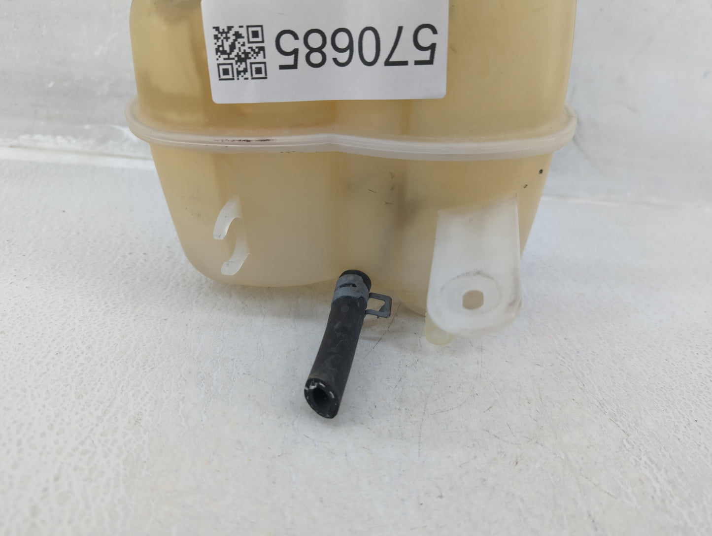 2003-2007 Cadillac Cts Windshield Washer Fluid Reservoir Bottle Oem - Oemusedautoparts1.com