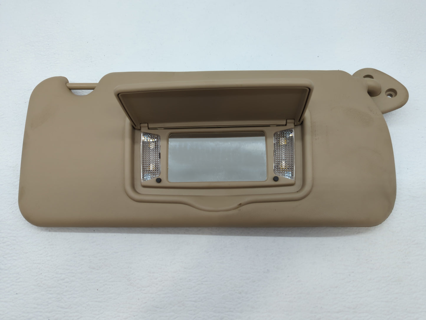 2003-2007 Cadillac Cts Sun Visor Shade Replacement Driver Left Mirror Fits Fits 2003 2004 2005 2006 2007 OEM Used Auto Parts