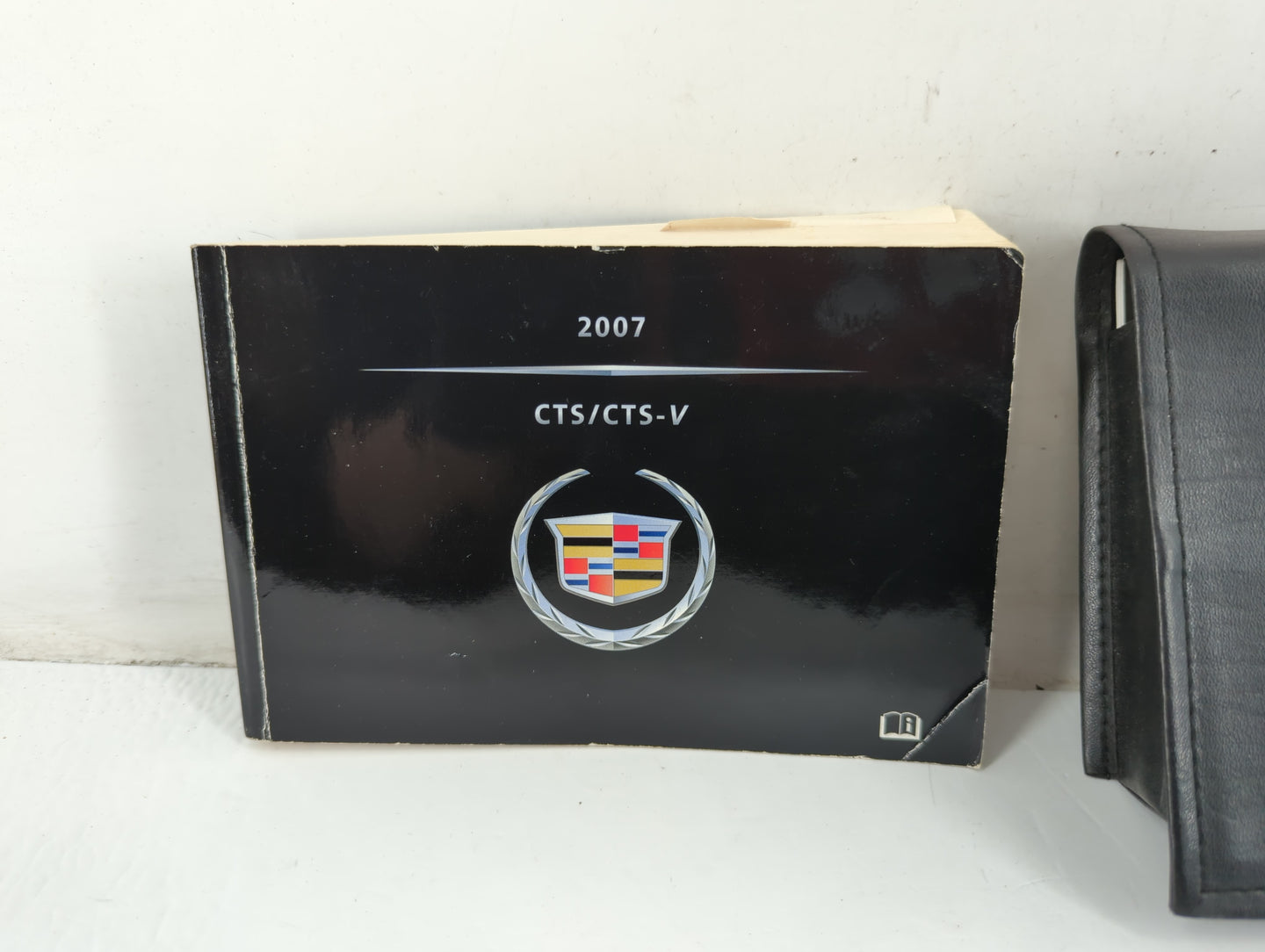 2007 Cadillac Cts Owners Manual Book Guide P/N:15864562 OEM Used Auto Parts - Oemusedautoparts1.com