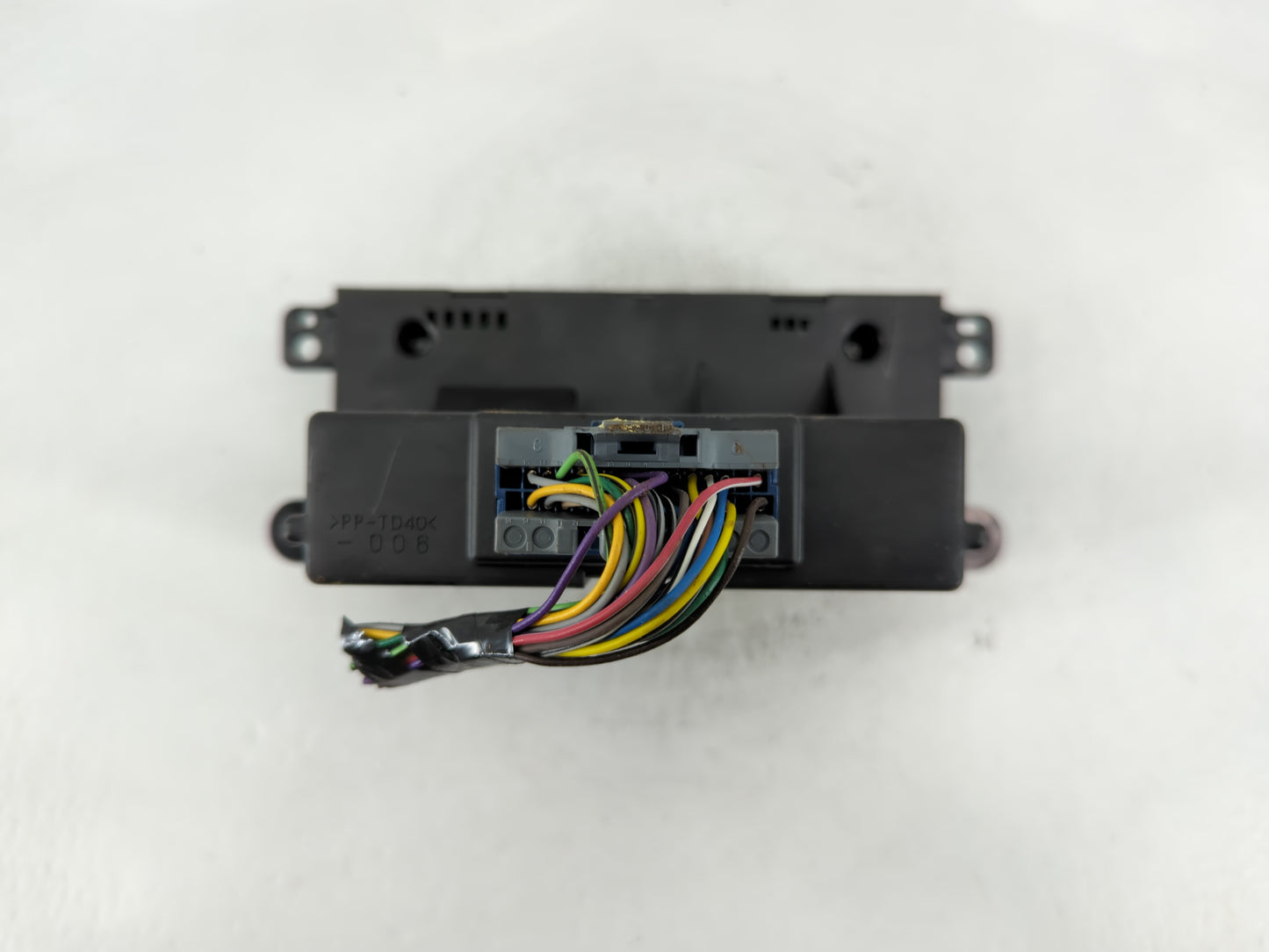 2007 Cadillac Cts Climate Control Module Temperature AC/Heater Replacement P/N:MX237000-2270 15861855 Fits OEM Used Auto Par