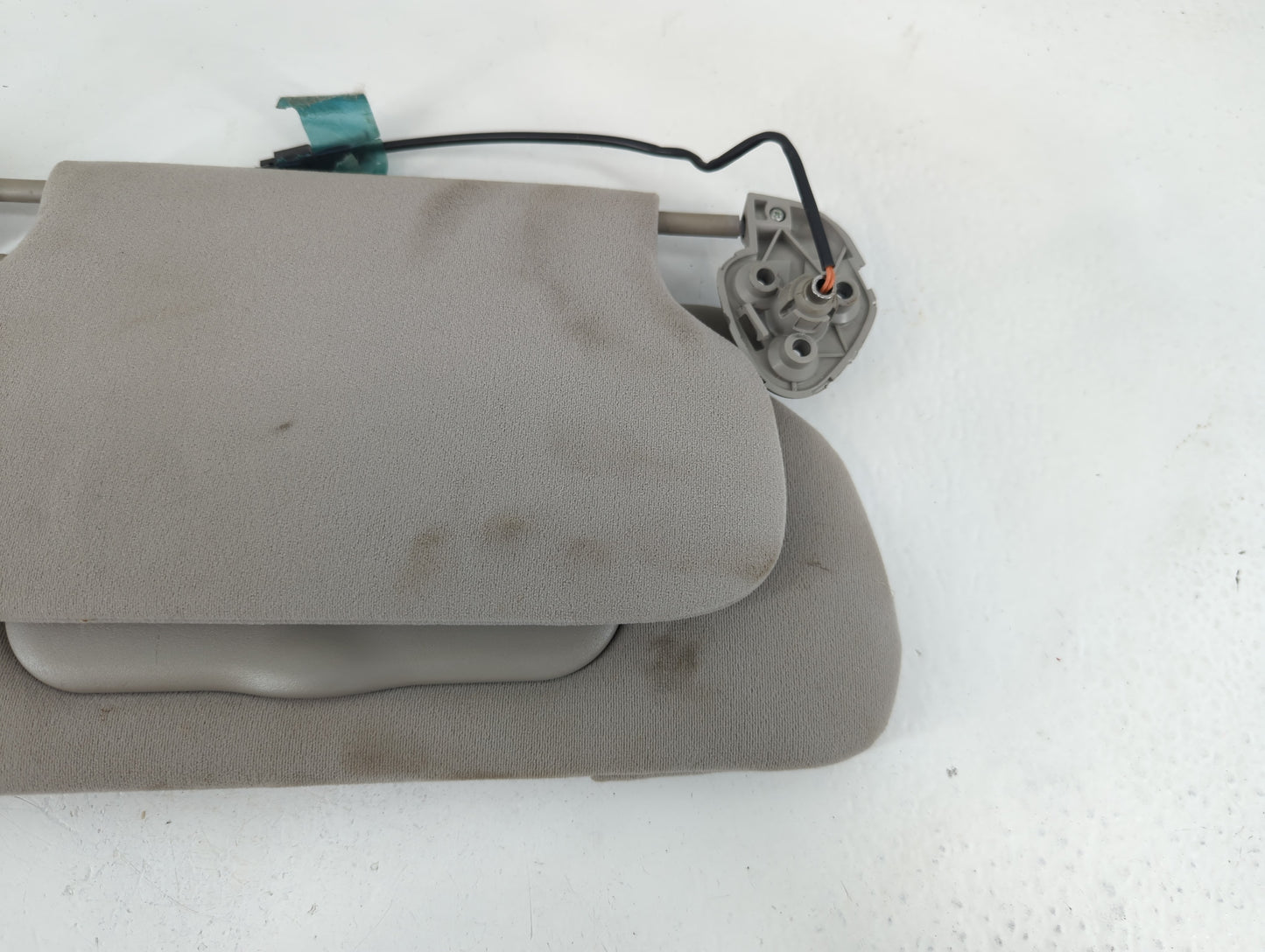 2006-2007 Cadillac Dts Sun Visor Shade Replacement Passenger Right Mirror Fits Fits 2006 2007 OEM Used Auto Parts - Oemuseda
