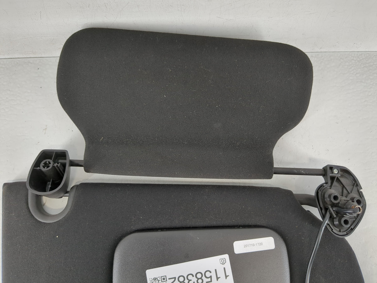 2006-2007 Cadillac Dts Sun Visor Shade Replacement Passenger Right Mirror Fits Fits 2006 2007 OEM Used Auto Parts - Oemuseda