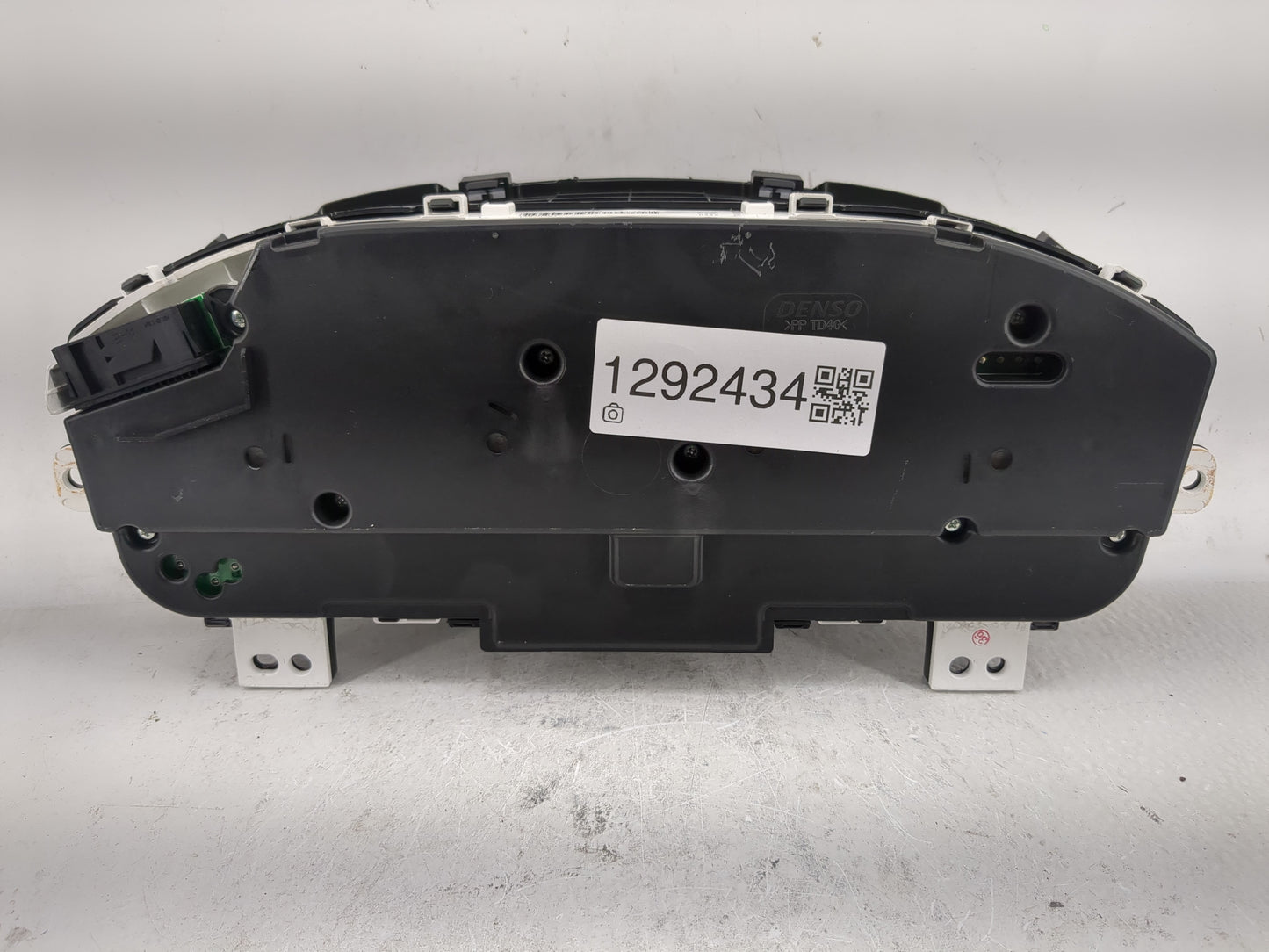 2007 Cadillac Dts Instrument Cluster Speedometer Gauges P/N:TN257430-9372 Fits OEM Used Auto Parts - Oemusedautoparts1.com