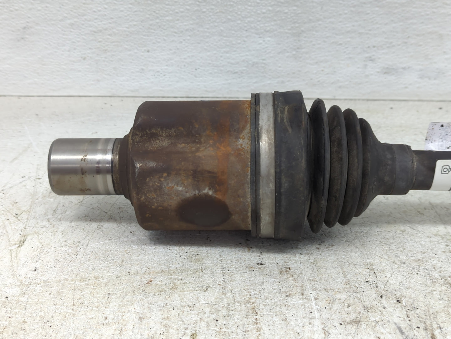 2006-2011 Cadillac Dts Axle Shaft Front Driver Cv C/v - Oemusedautoparts1.com