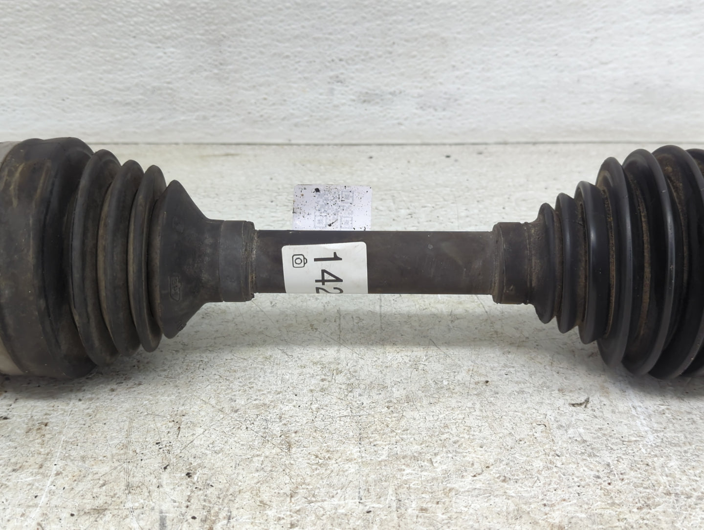 2006-2011 Cadillac Dts Axle Shaft Front Driver Cv C/v - Oemusedautoparts1.com