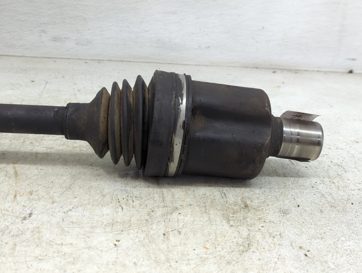 2006-2011 Cadillac Dts Axle Shaft Front Passenger Cv C/v - Oemusedautoparts1.com