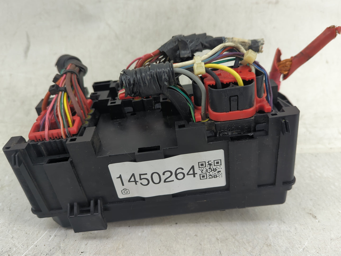 2006-2007 Cadillac Dts Fusebox Fuse Box Panel Relay Module P/N:15812664 Fits Fits 2006 2007 OEM Used Auto Parts - Oemusedaut
