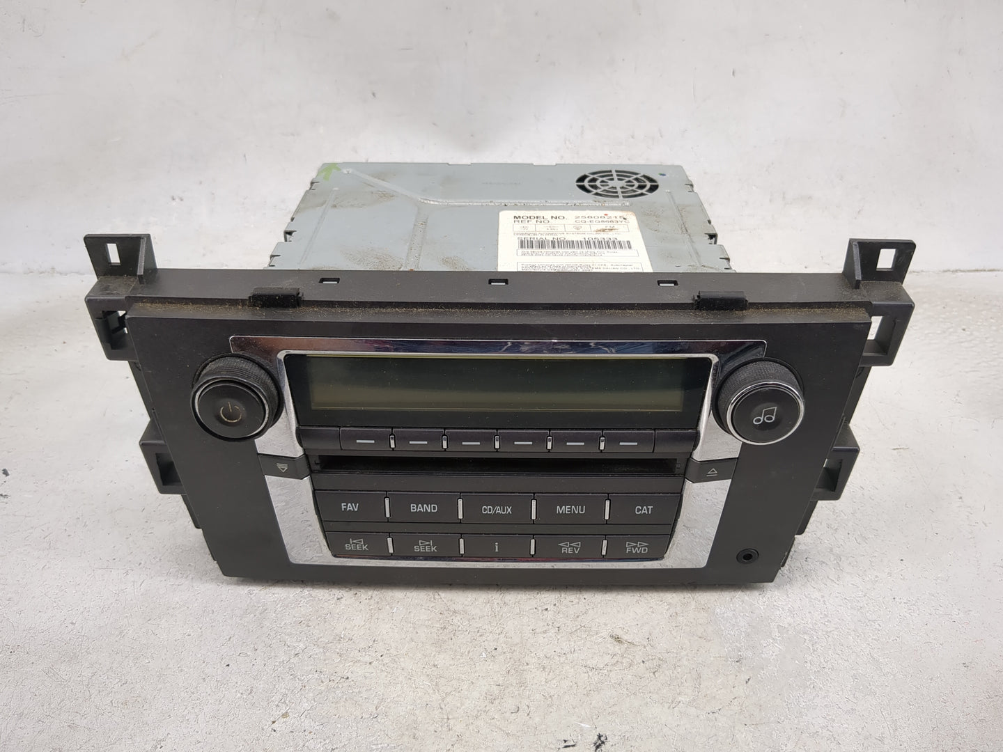 2007-2009 Cadillac Dts Radio Cd Changer 25808215|cq-eg8663yc - Oemusedautoparts1.com