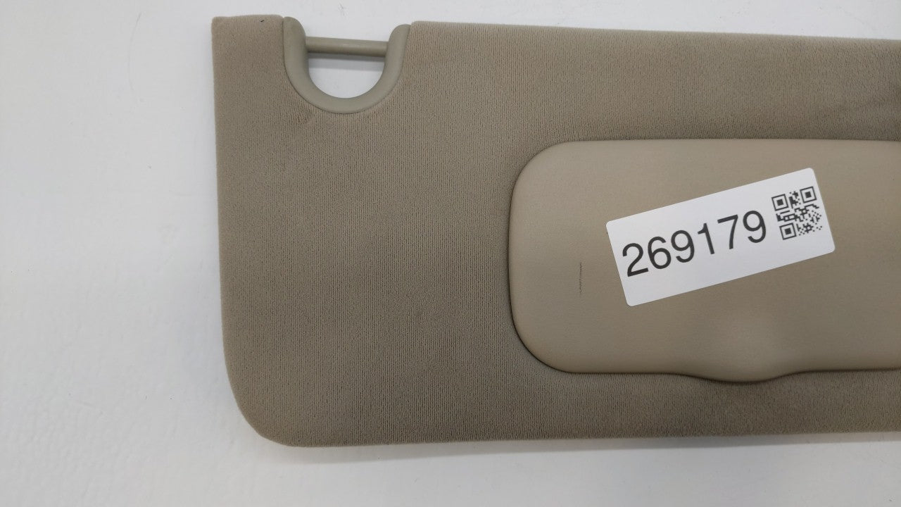 2006-2007 Cadillac Dts Sun Visor Shade Replacement Passenger Right Mirror Fits Fits 2006 2007 OEM Used Auto Parts - Oemuseda