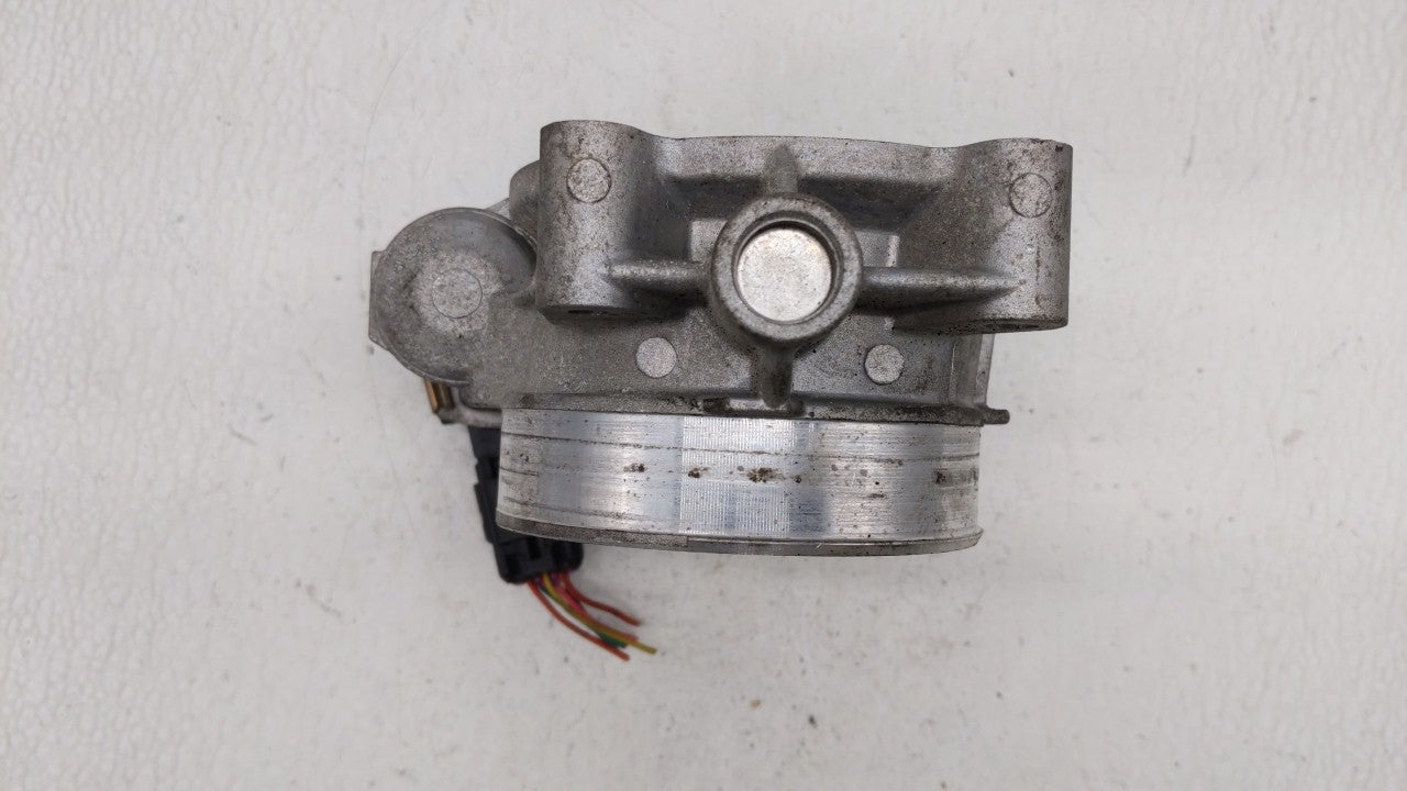 2006-2011 Cadillac Dts Throttle Body P/N:RME87 RME87-2 Fits Fits 2006 2007 2008 2009 2010 2011 OEM Used Auto Parts - Oemused