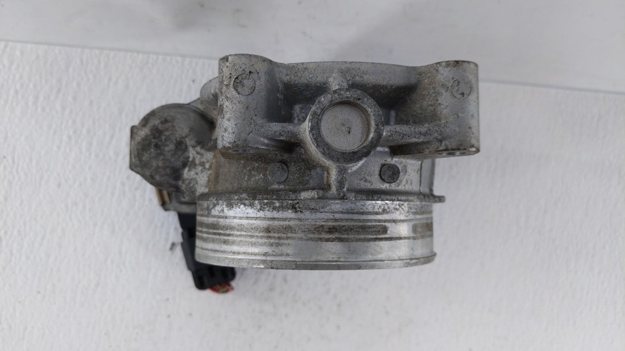 2006-2011 Cadillac Dts Throttle Body P/N:RME87 RME87-2 Fits Fits 2006 2007 2008 2009 2010 2011 OEM Used Auto Parts - Oemused