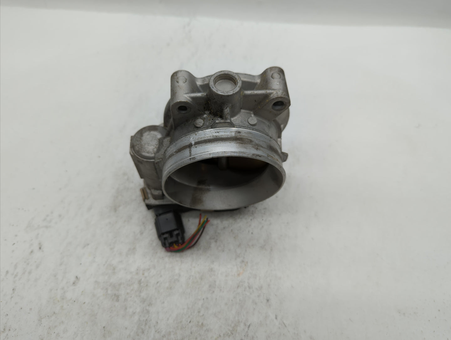 2006-2011 Cadillac Dts Throttle Body P/N:RME87 RME87-2 Fits Fits 2006 2007 2008 2009 2010 2011 OEM Used Auto Parts - Oemused