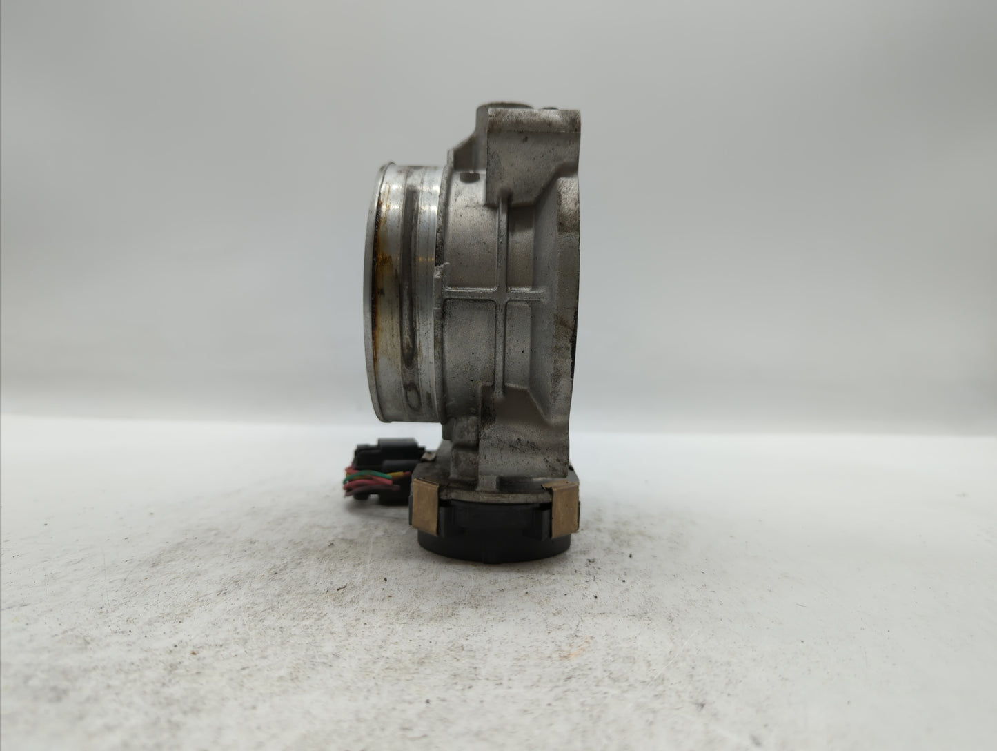 2006-2011 Cadillac Dts Throttle Body P/N:RME87 RME87-2 Fits Fits 2006 2007 2008 2009 2010 2011 OEM Used Auto Parts - Oemused