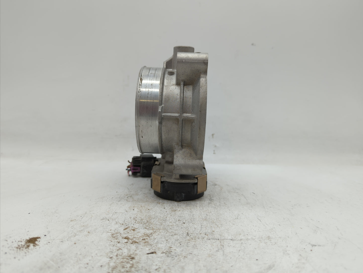 2006-2011 Cadillac Dts Throttle Body P/N:RME87 RME87-2 Fits Fits 2006 2007 2008 2009 2010 2011 OEM Used Auto Parts - Oemused