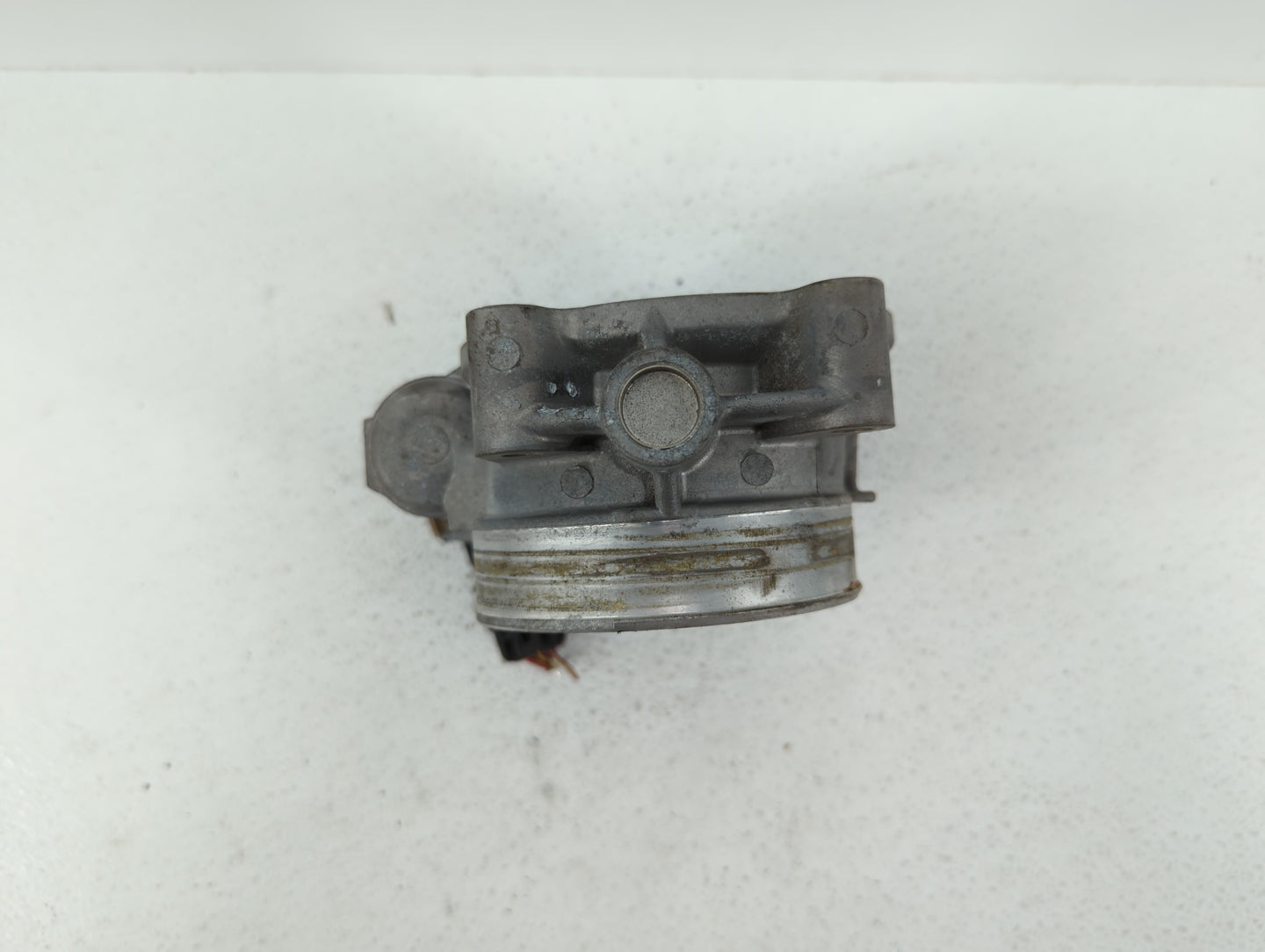 2006-2011 Cadillac Dts Throttle Body P/N:RME87 RME87-2 Fits Fits 2006 2007 2008 2009 2010 2011 OEM Used Auto Parts - Oemused