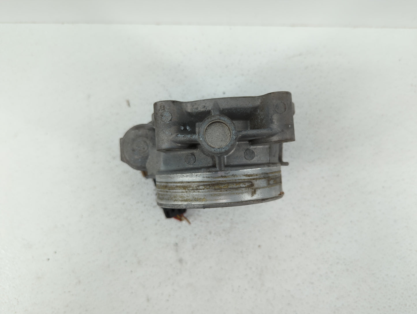 2006-2011 Cadillac Dts Throttle Body P/N:RME87 RME87-2 Fits Fits 2006 2007 2008 2009 2010 2011 OEM Used Auto Parts - Oemused