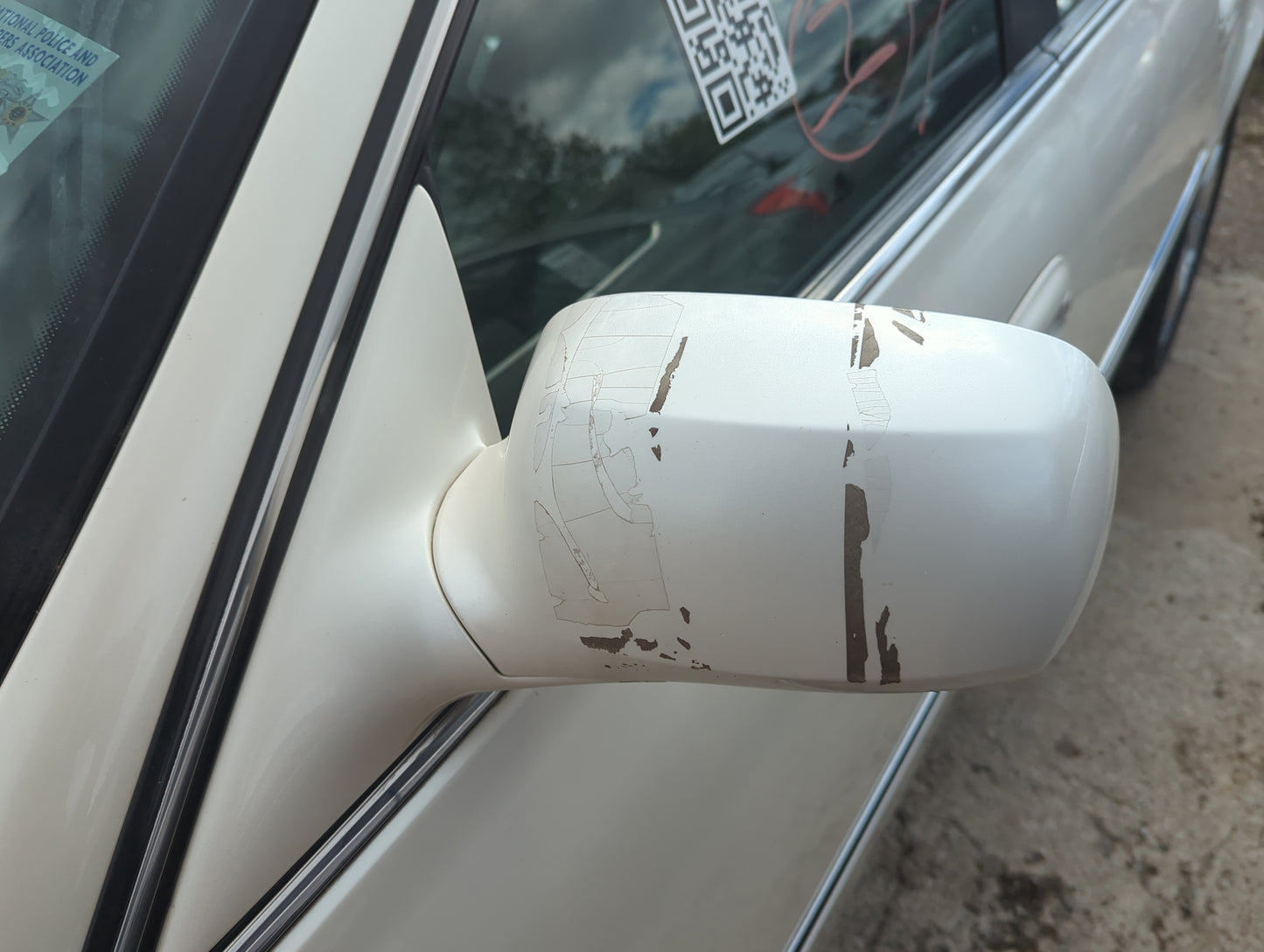 2006-2008 Cadillac Dts Driver Side View Mirror - Left Door Mirror OEM Used - Oemusedautoparts1.com