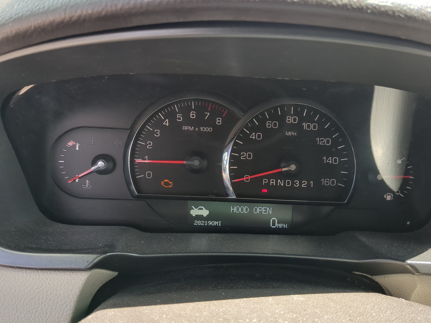 2006-2007 Cadillac Dts Instrument Cluster Speedometer Gauges Miles:282K Fits Fits 2006 2007 OEM Used Auto Parts - Oemusedaut