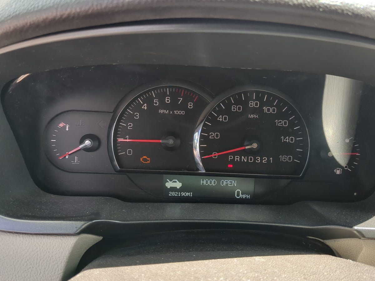 2006-2007 Cadillac Dts Instrument Cluster Speedometer Gauges Miles:282K Fits Fits 2006 2007 OEM Used Auto Parts - Oemusedaut