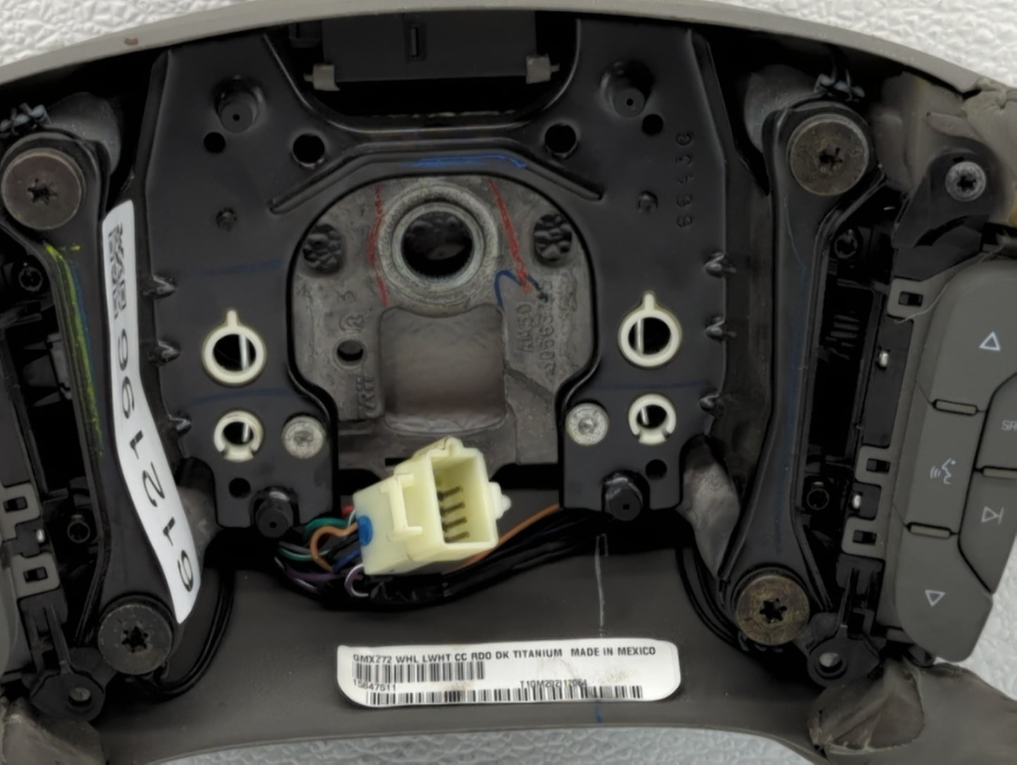 steering wheel - Oemusedautoparts1.com