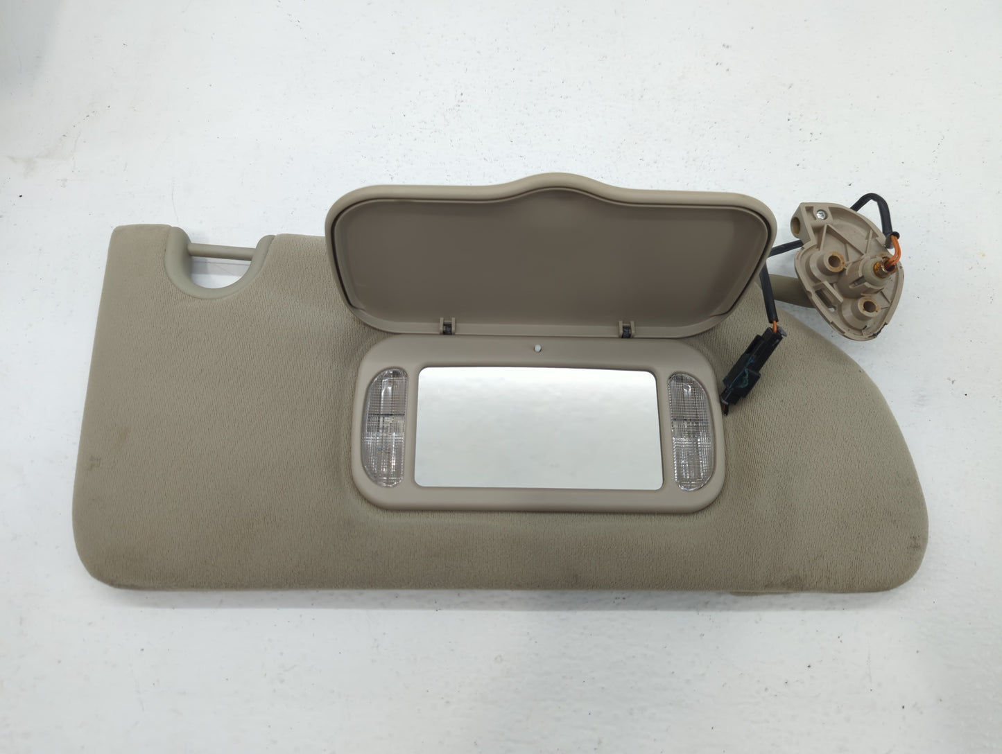 2006-2007 Cadillac Dts Sun Visor Shade Replacement Passenger Right Mirror Fits Fits 2006 2007 OEM Used Auto Parts - Oemuseda