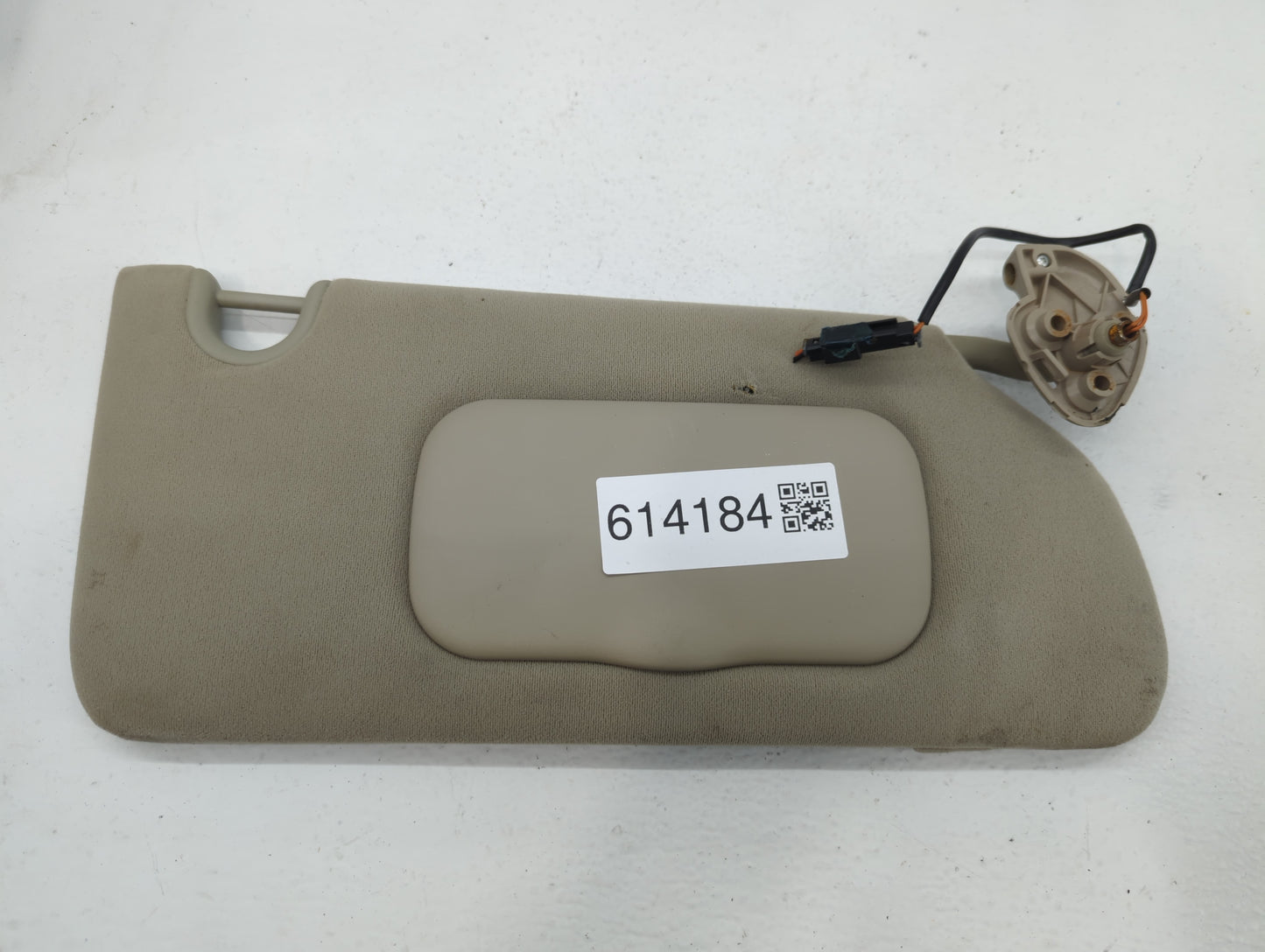 2006-2007 Cadillac Dts Sun Visor Shade Replacement Passenger Right Mirror Fits Fits 2006 2007 OEM Used Auto Parts - Oemuseda