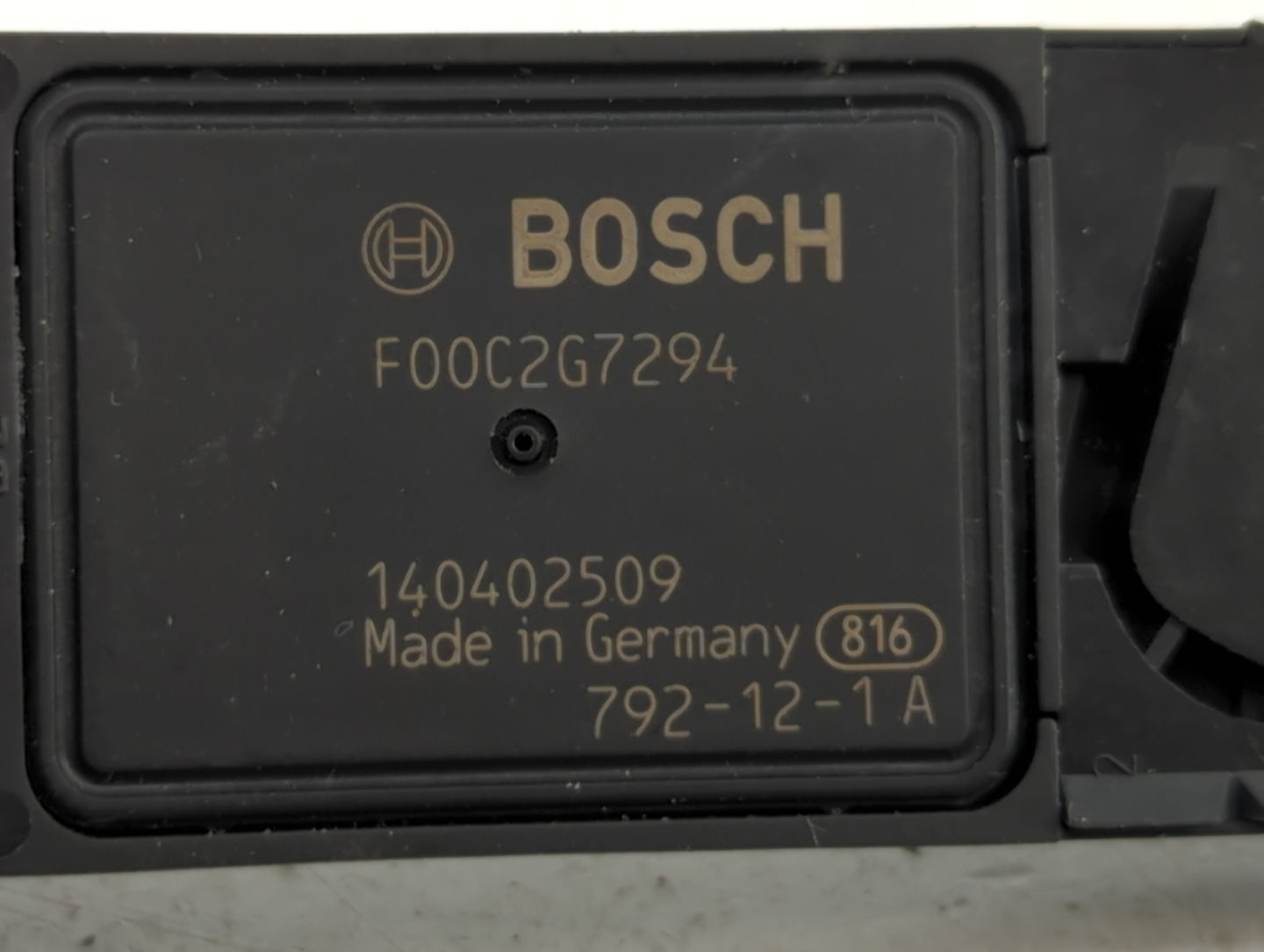 2006-2011 Cadillac Dts Mass Air Flow Meter Maf - Oemusedautoparts1.com