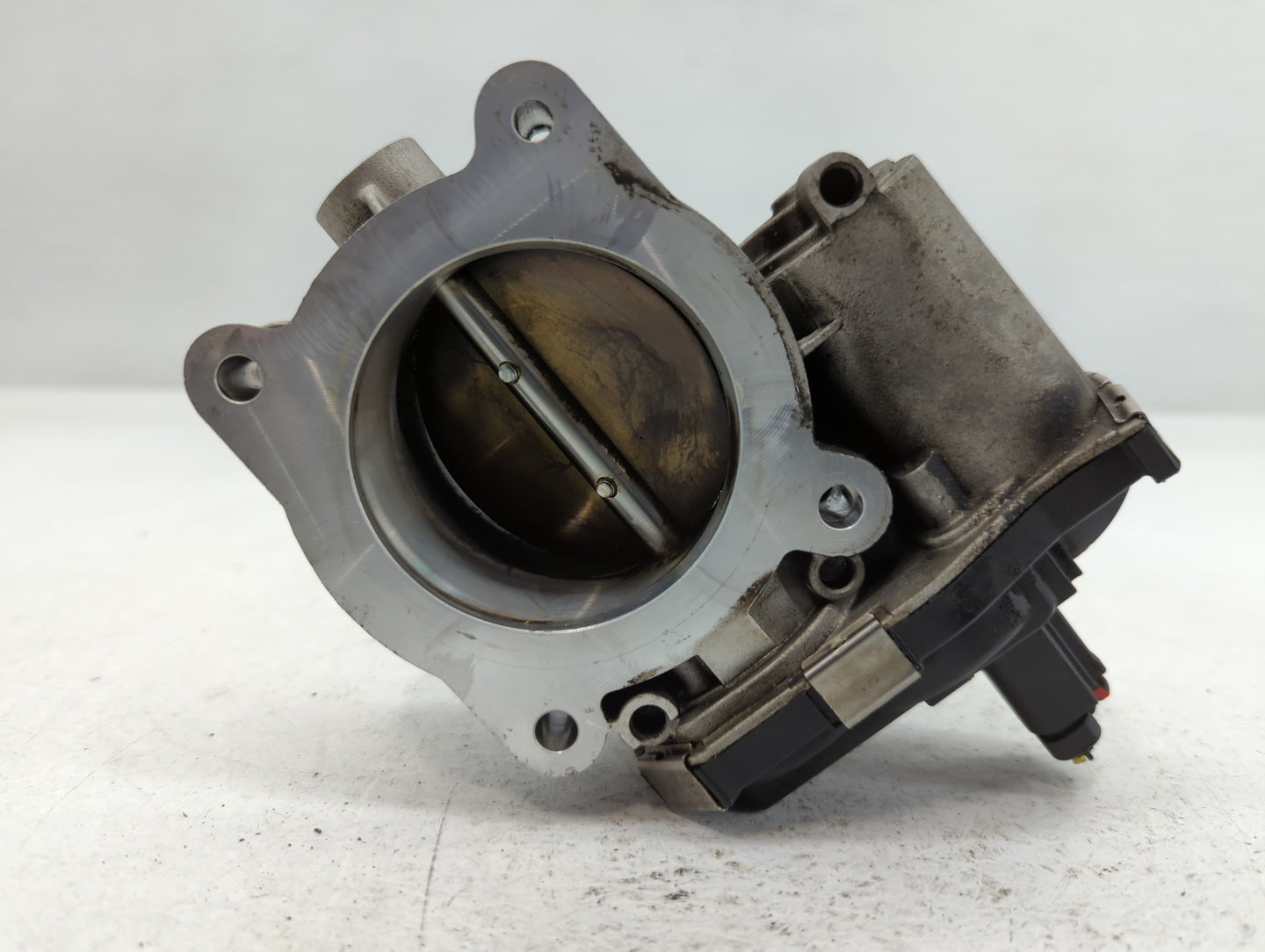 2007 Cadillac Dts Throttle Body P/N:RME87 RME87-2B 5495 Fits OEM Used Auto Parts - Oemusedautoparts1.com