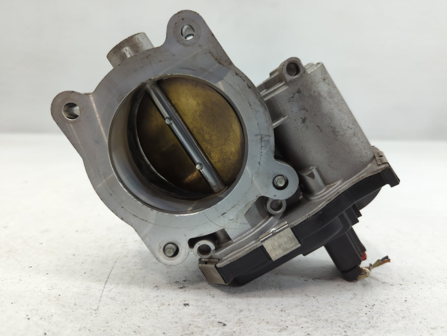 2007 Cadillac Dts Throttle Body P/N:RME87 RME87-2B 5495 Fits OEM Used Auto Parts - Oemusedautoparts1.com