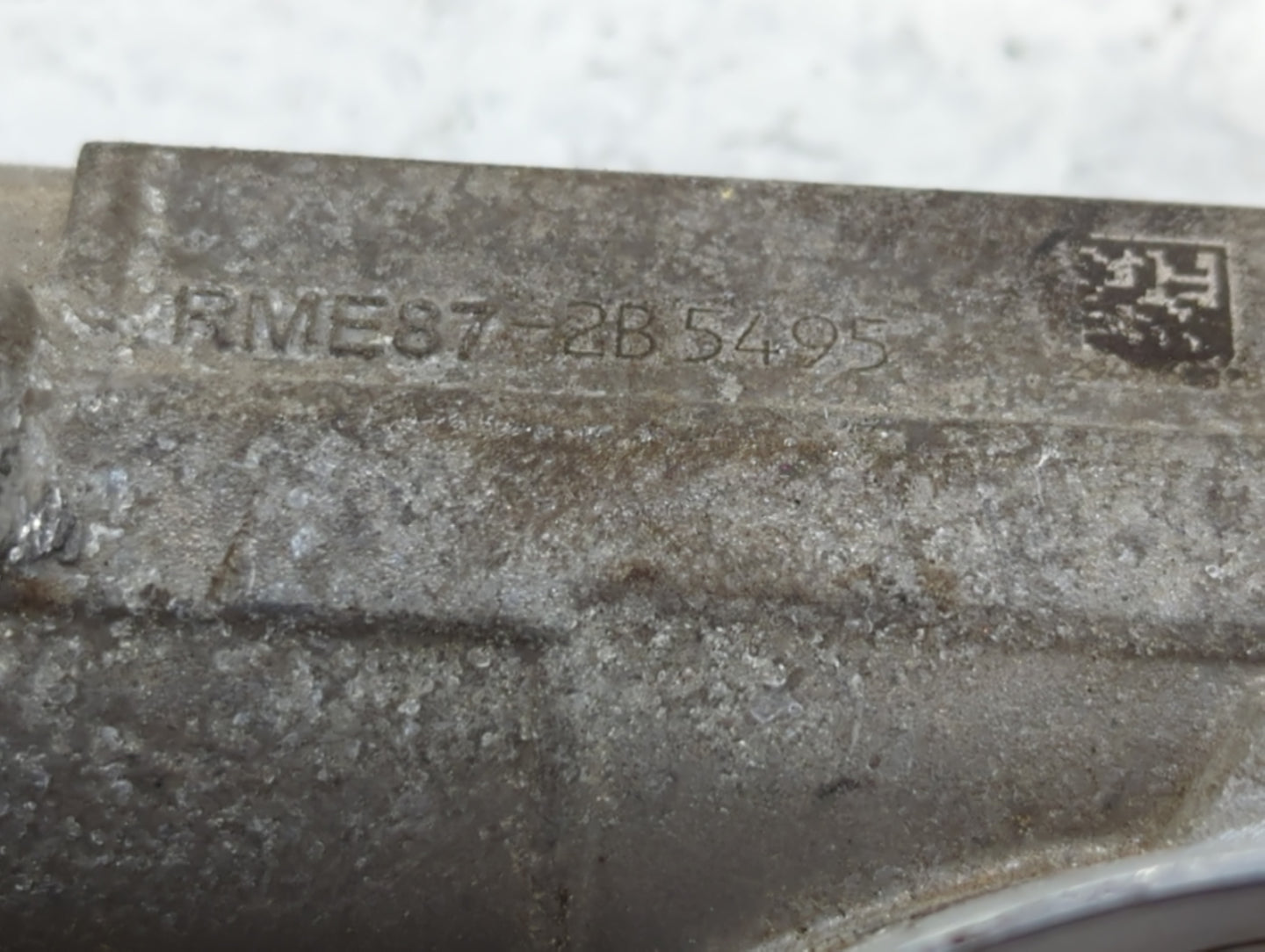 2007 Cadillac Dts Throttle Body P/N:RME87 RME87-2B 5495 Fits OEM Used Auto Parts - Oemusedautoparts1.com