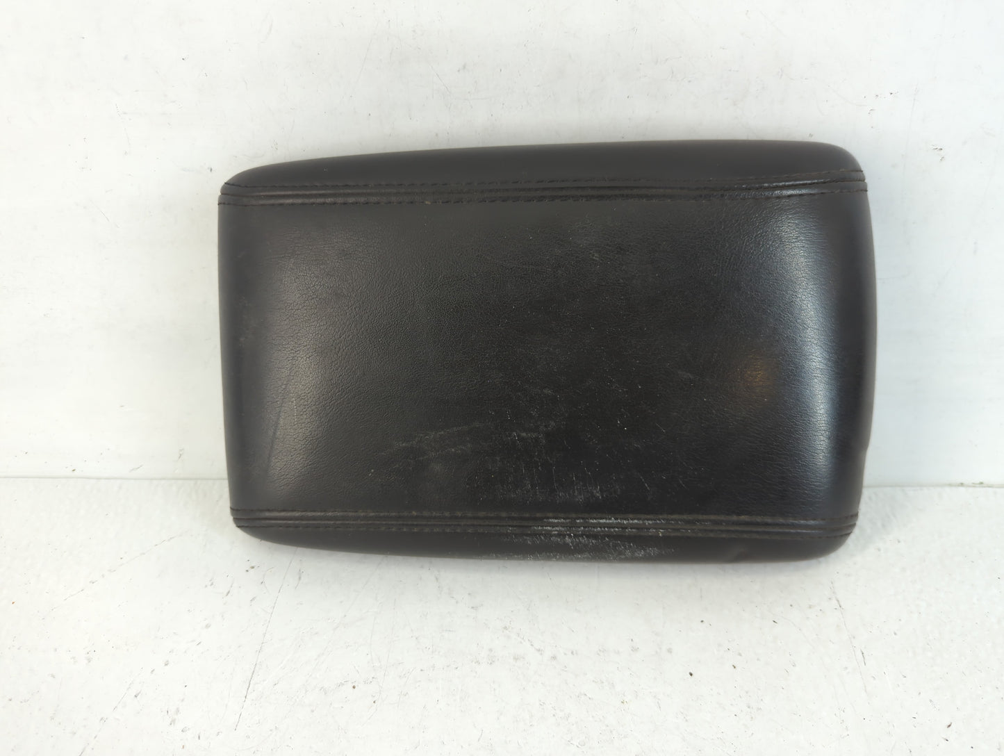 2007 Cadillac Dts Center Console Armrest Cover Lid Fits OEM Used Auto Parts - Oemusedautoparts1.com