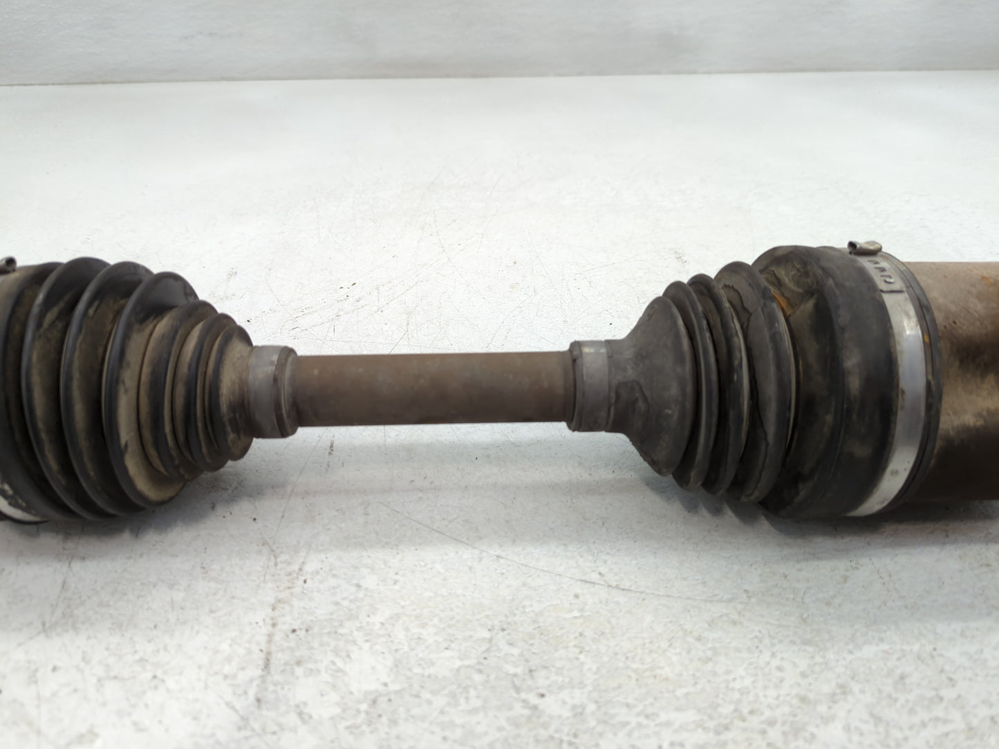 2006-2011 Cadillac Dts Axle Shaft Front Driver Cv C/v - Oemusedautoparts1.com