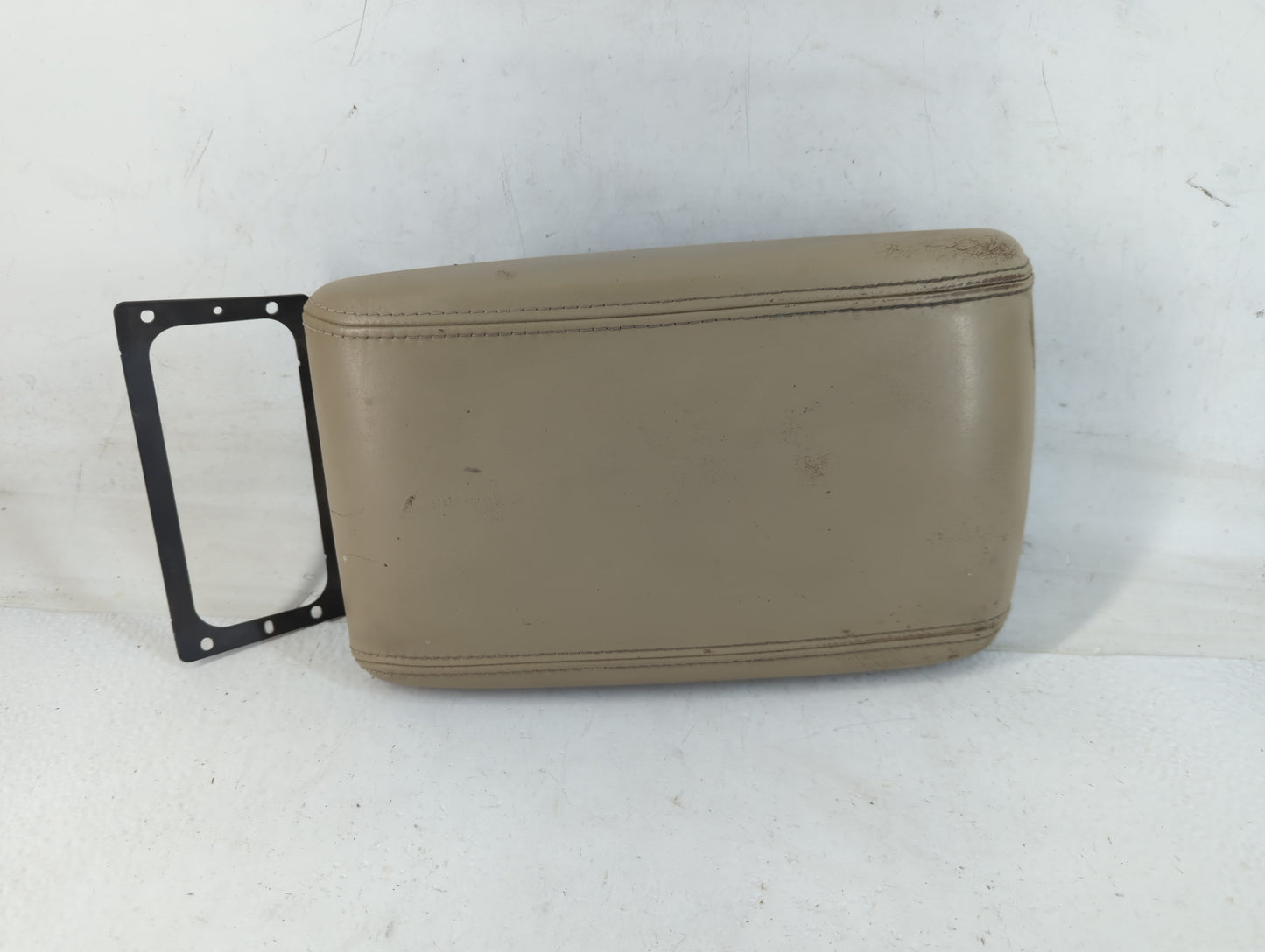 2007 Cadillac Dts Center Console Armrest Cover Lid Fits OEM Used Auto Parts - Oemusedautoparts1.com