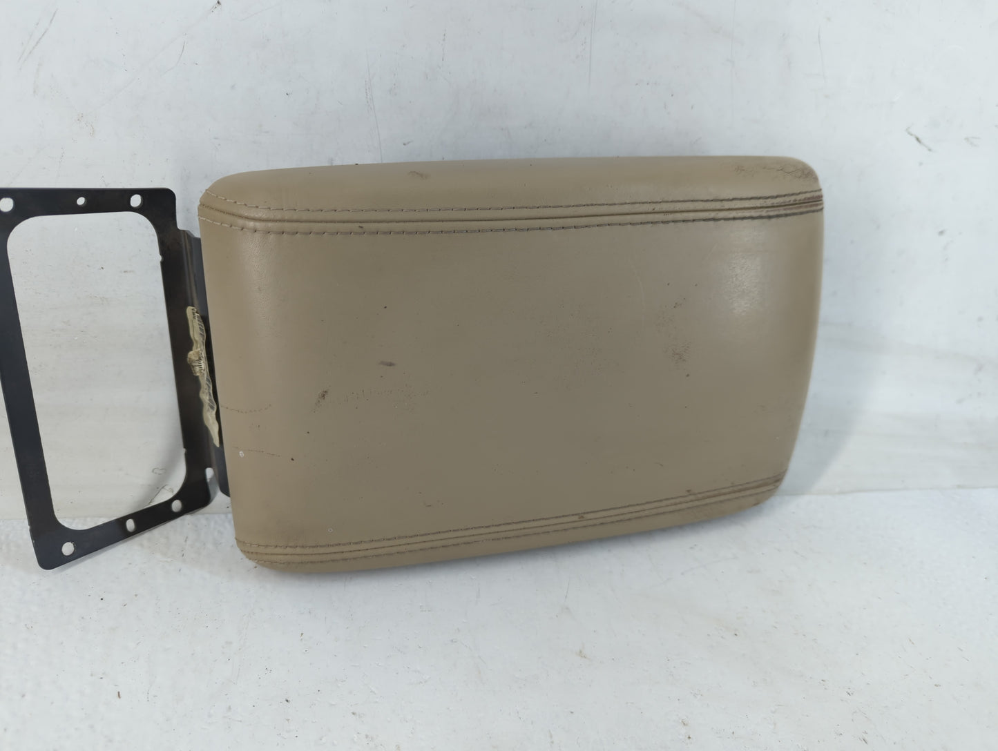 2007 Cadillac Dts Center Console Armrest Cover Lid Fits OEM Used Auto Parts - Oemusedautoparts1.com