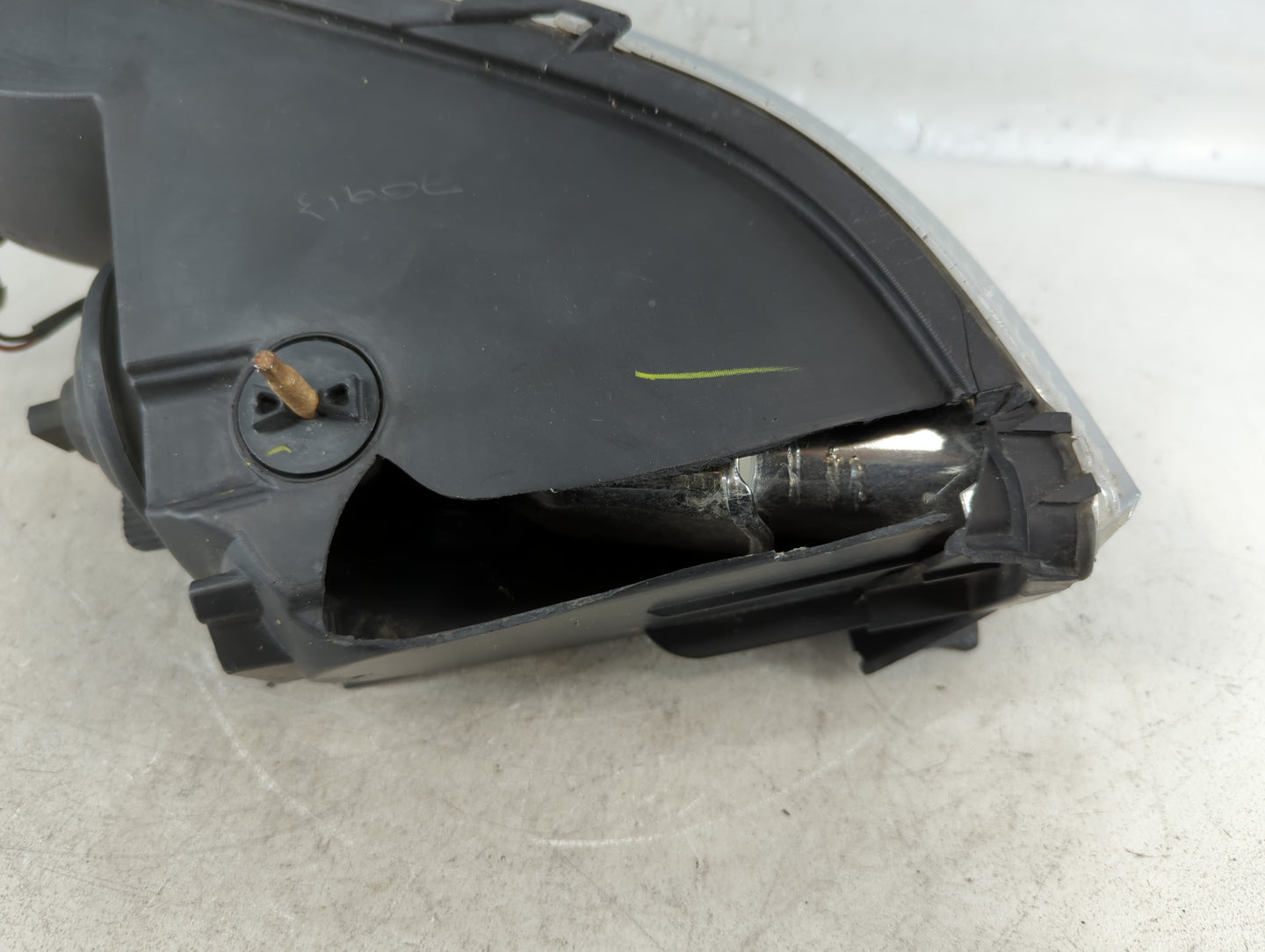 2006-2011 Cadillac Dts Passenger Right Oem Head Light Headlight Lamp - Oemusedautoparts1.com