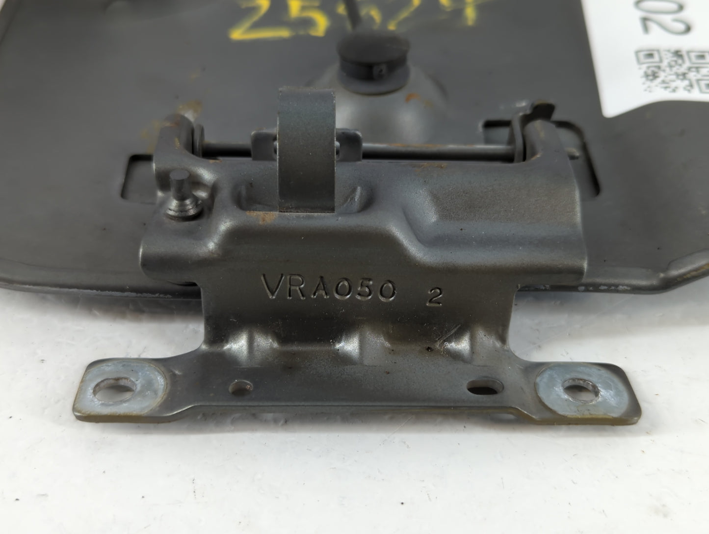 2007 Cadillac Dts Fuel Tank Door Lid Gas Tank Grey - Oemusedautoparts1.com