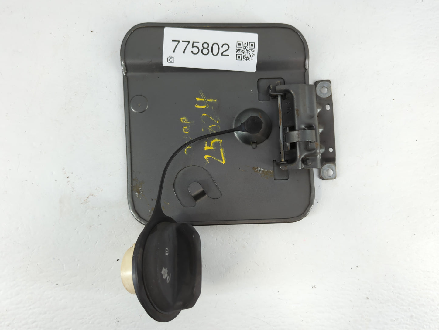 2007 Cadillac Dts Fuel Tank Door Lid Gas Tank Grey - Oemusedautoparts1.com