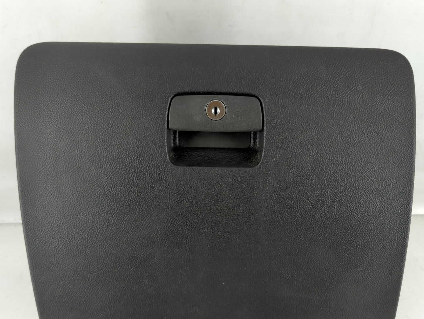 2007 Cadillac Dts Passenger Glove Box Door Storage Compartment - Oemusedautoparts1.com