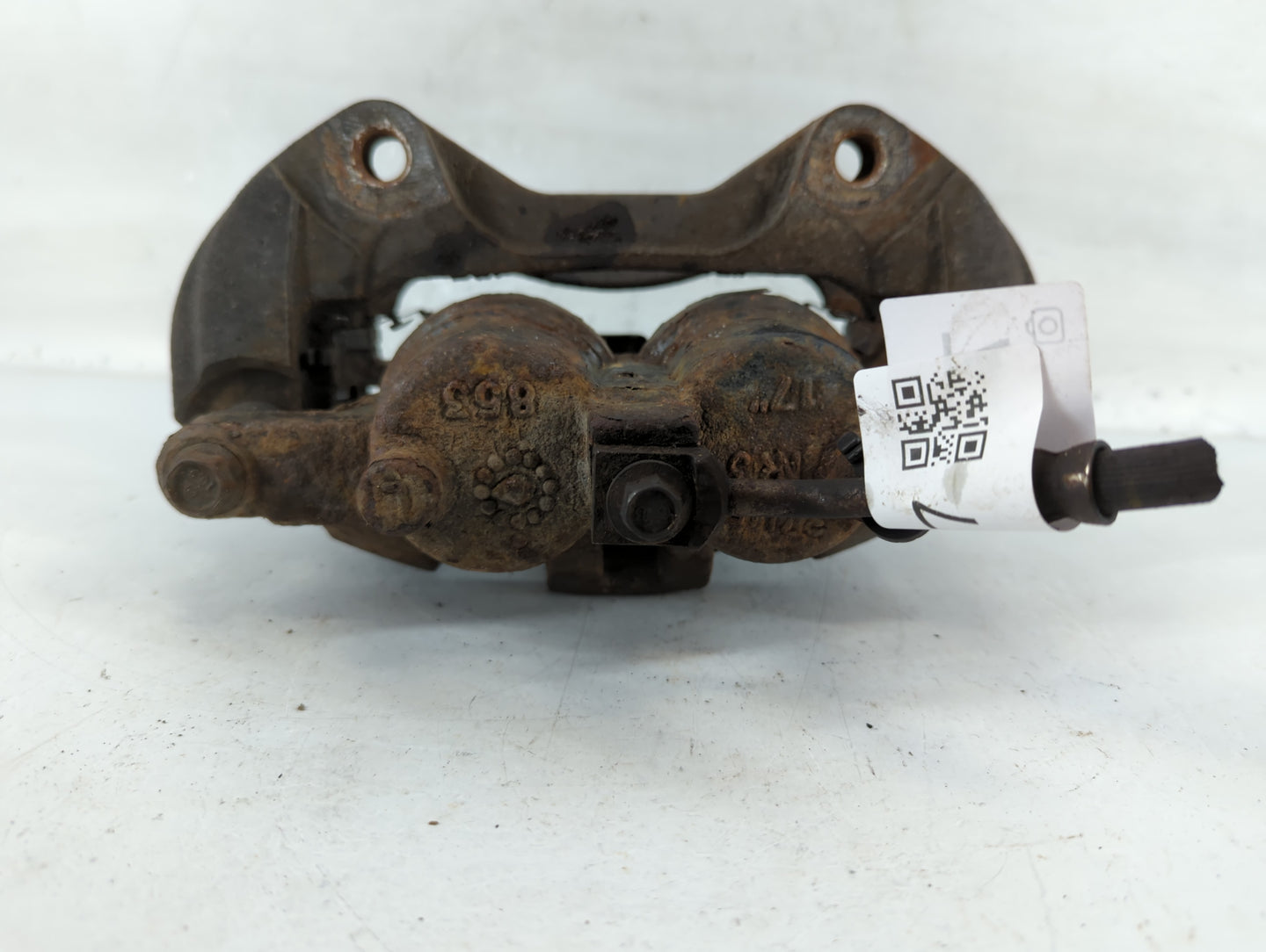 2006-2011 Cadillac Dts Front Driver Left Brake Caliper - Oemusedautoparts1.com