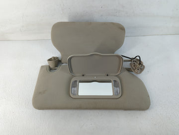 2006-2007 Cadillac Dts Sun Visor Shade Replacement Passenger Right Mirror Fits Fits 2006 2007 OEM Used Auto Parts - Oemuseda