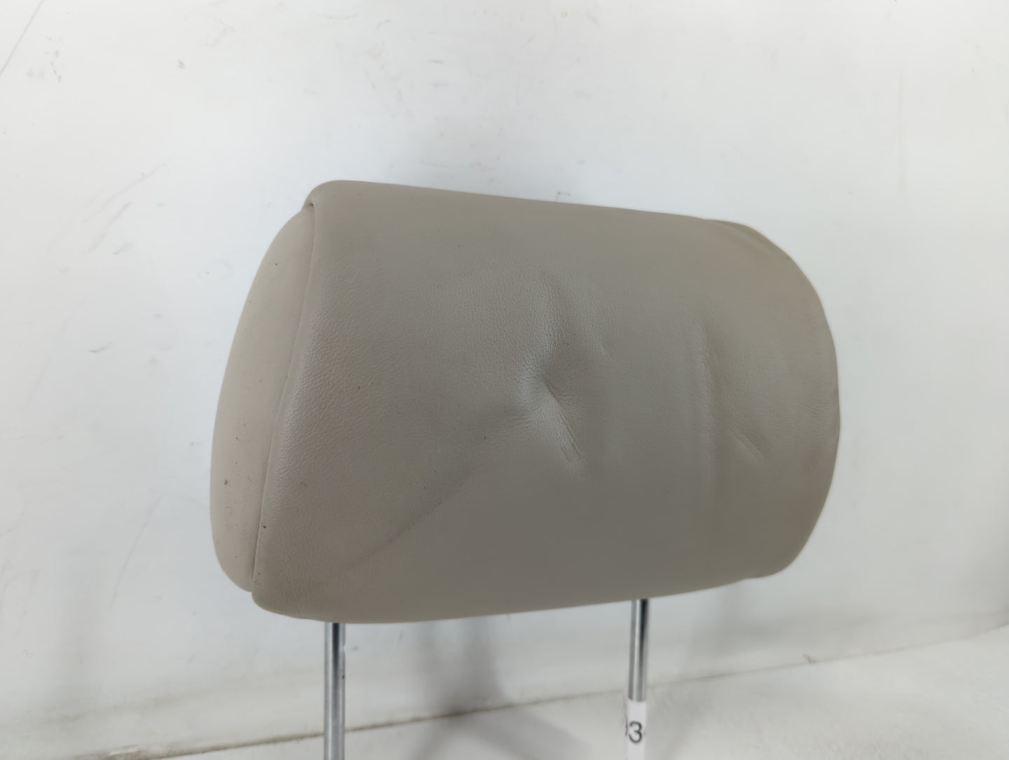 2006-2011 Cadillac Dts Headrest Head Rest Rear Seat Fits Fits 2006 2007 2008 2009 2010 2011 OEM Used Auto Parts - Oemusedaut