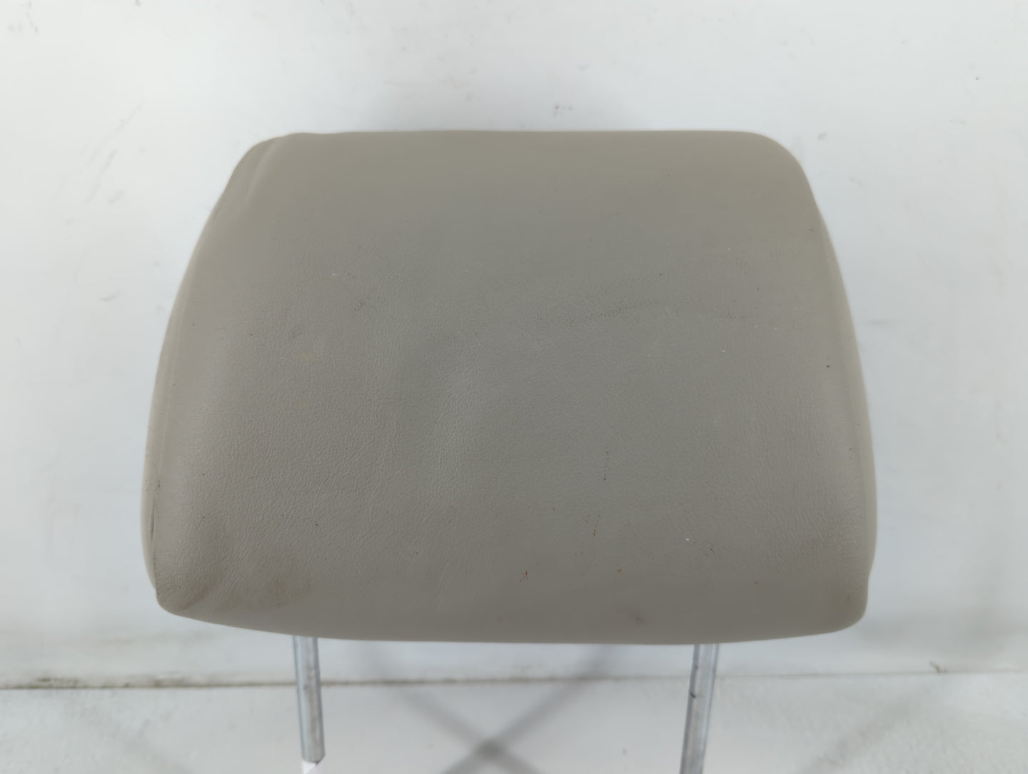2006-2011 Cadillac Dts Headrest Head Rest Rear Seat Fits Fits 2006 2007 2008 2009 2010 2011 OEM Used Auto Parts - Oemusedaut