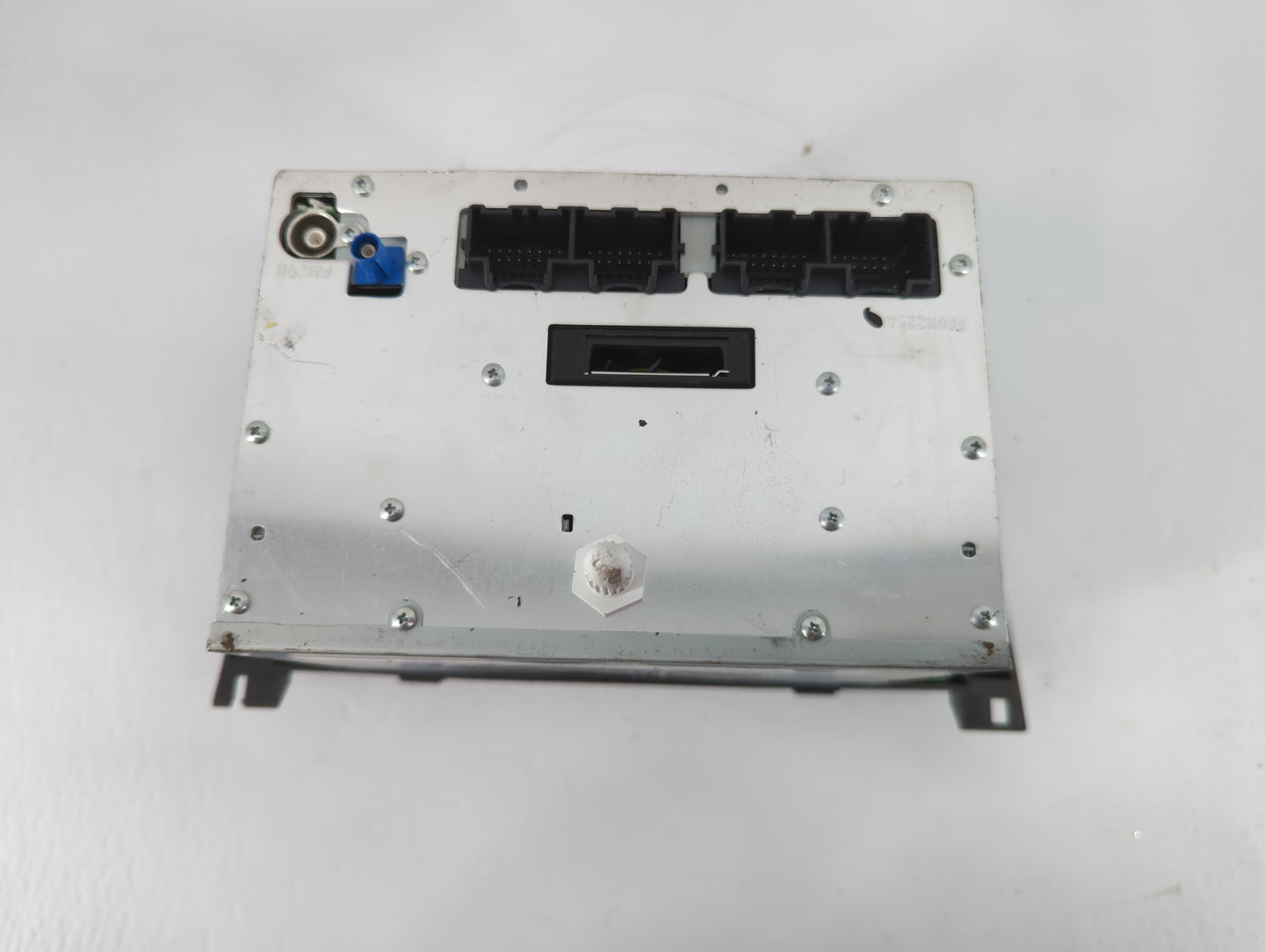 2007 Cadillac Dts Radio AM FM Cd Player Receiver Replacement P/N:CQ-UG8662X Fits OEM Used Auto Parts - Oemusedautoparts1.com