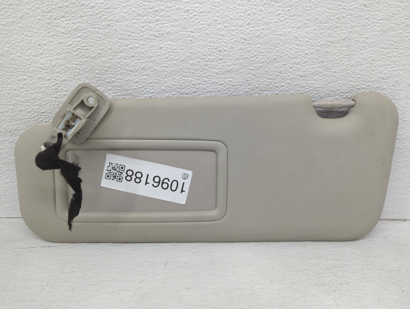 2007-2014 Cadillac Escalade Sun Visor Shade Replacement Passenger Right Mirror Fits Fits 2007 2008 2009 2010 2011 2012 2013 