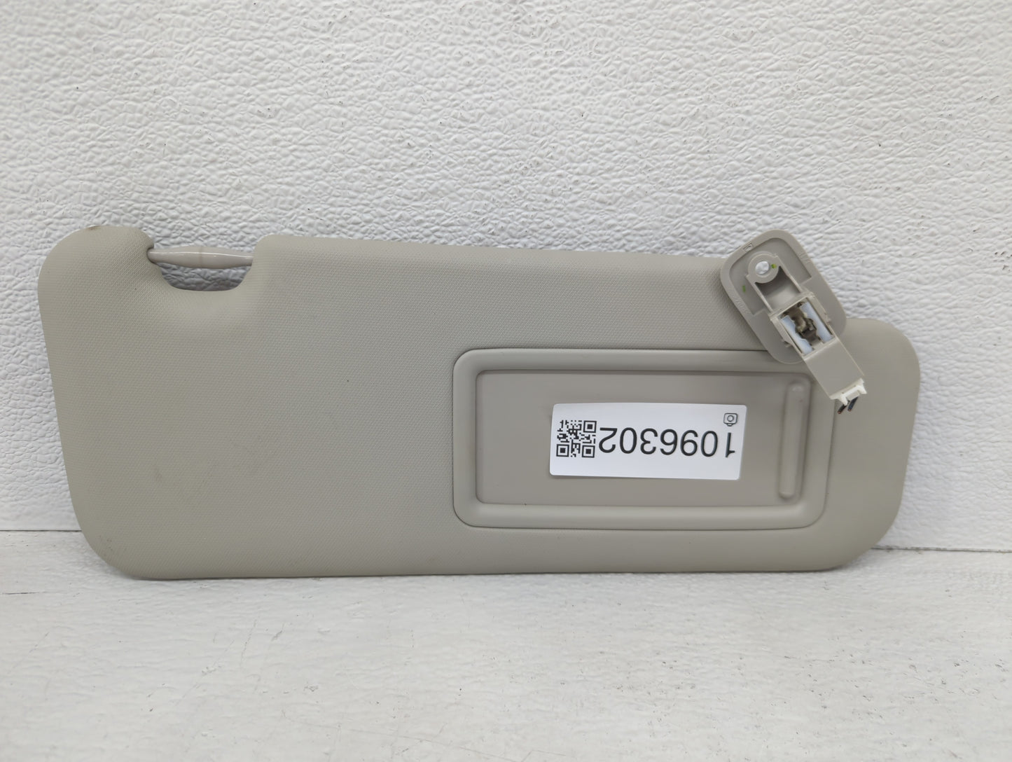 2007-2014 Cadillac Escalade Sun Visor Shade Replacement Driver Left Mirror Fits Fits 2007 2008 2009 2010 2011 2012 2013 2014