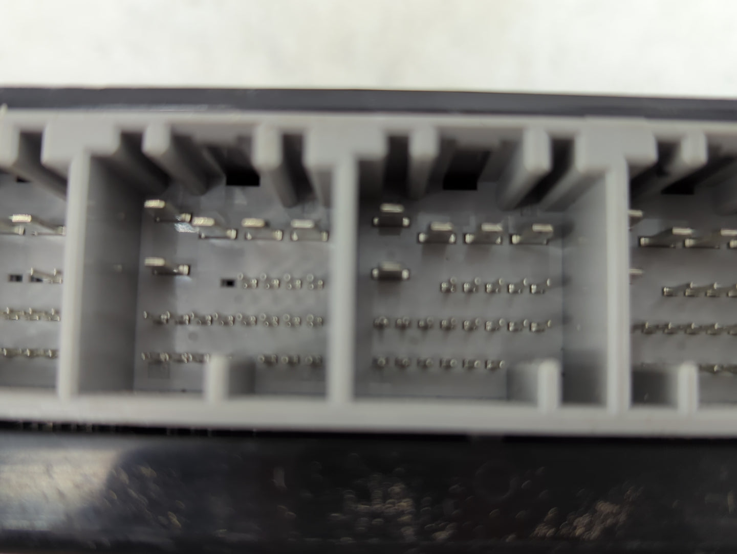 2007 Cadillac Escalade PCM Engine Control Computer ECU ECM PCU OEM P/N:25826125 Fits Fits 2006 2008 OEM Used Auto Parts - Oe