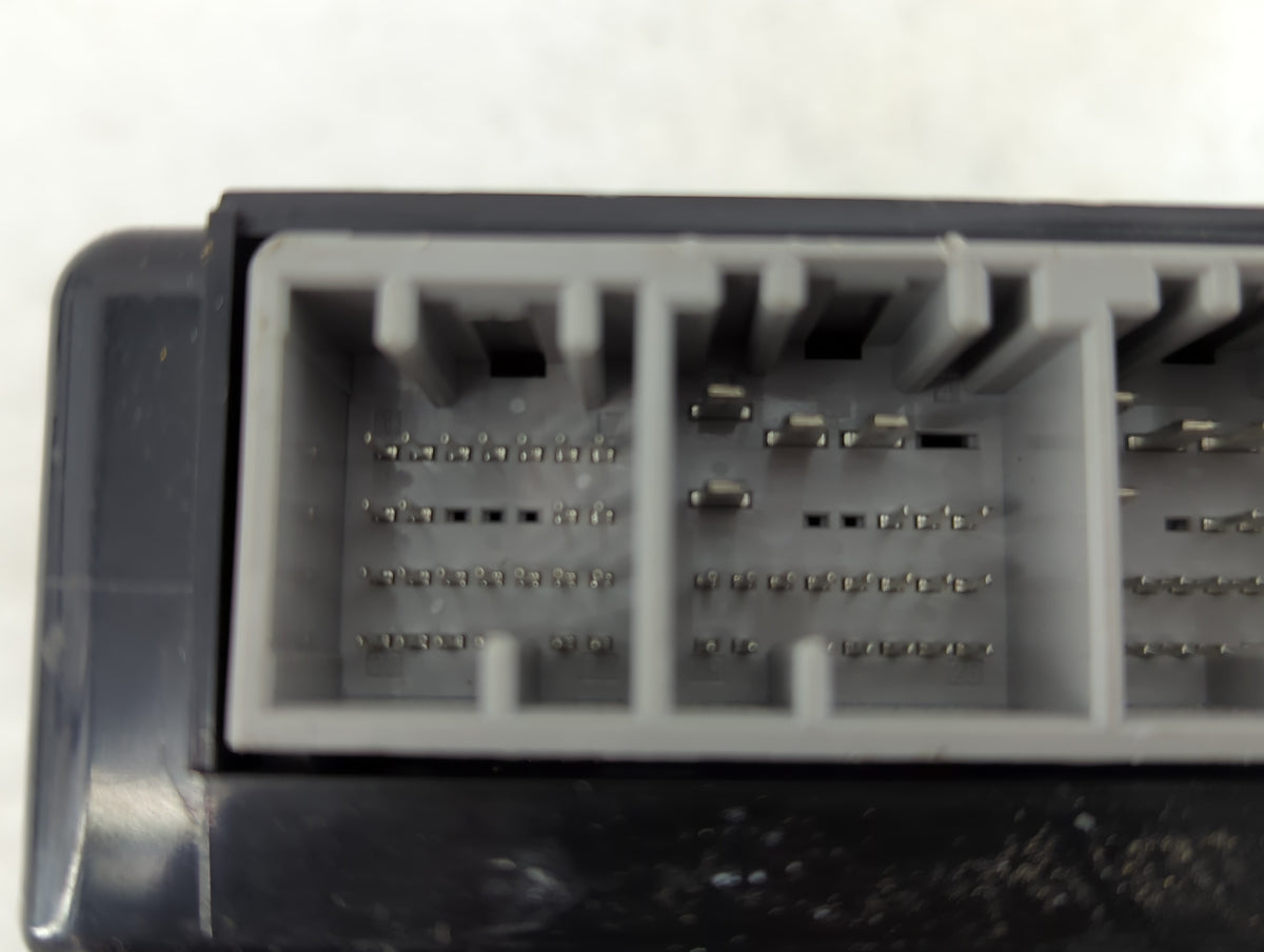 2007 Cadillac Escalade PCM Engine Control Computer ECU ECM PCU OEM P/N:25826125 Fits 2006 2008 OEM Used Auto Parts - Oemused